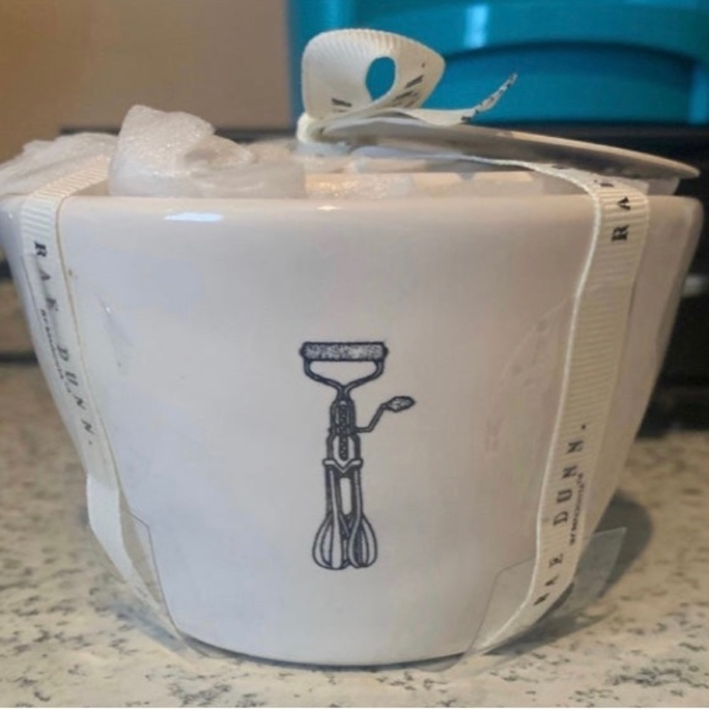 Rae Dunn OG Icon Measuring Cups